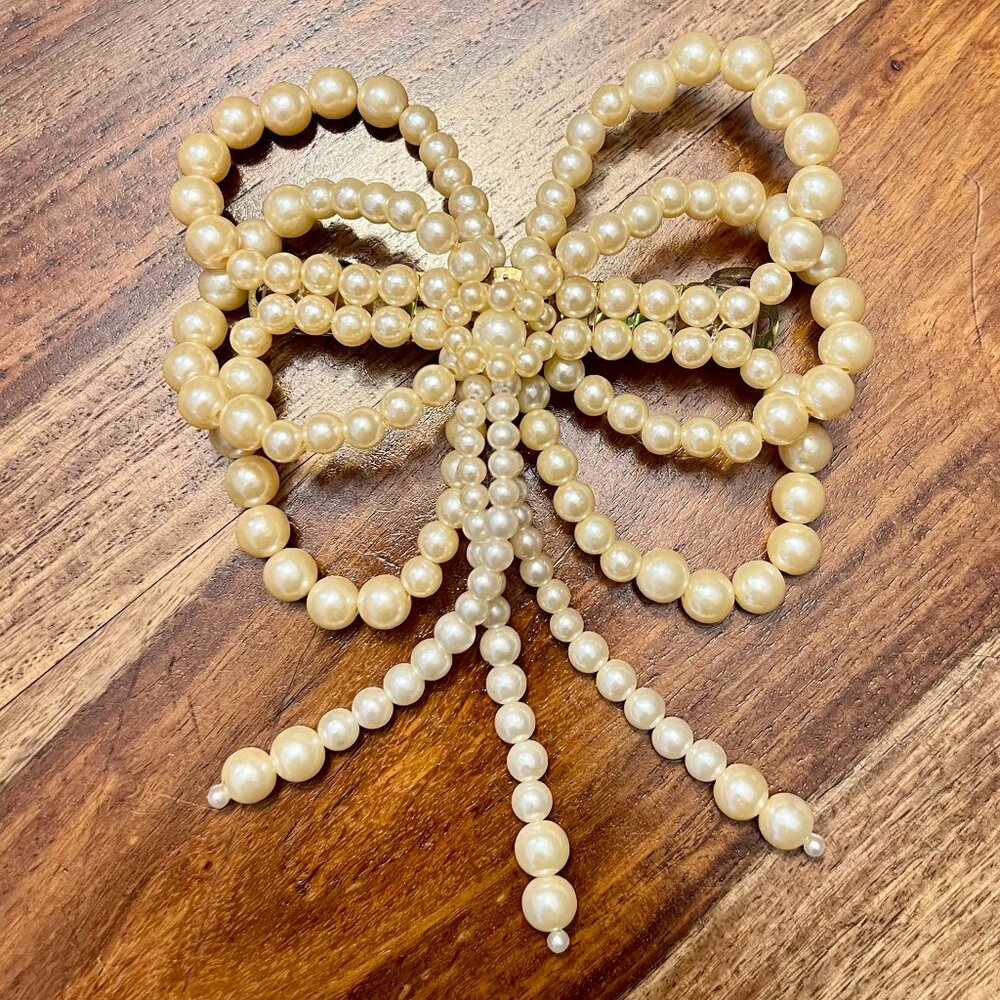 Pearl Barrette Hair Accessory